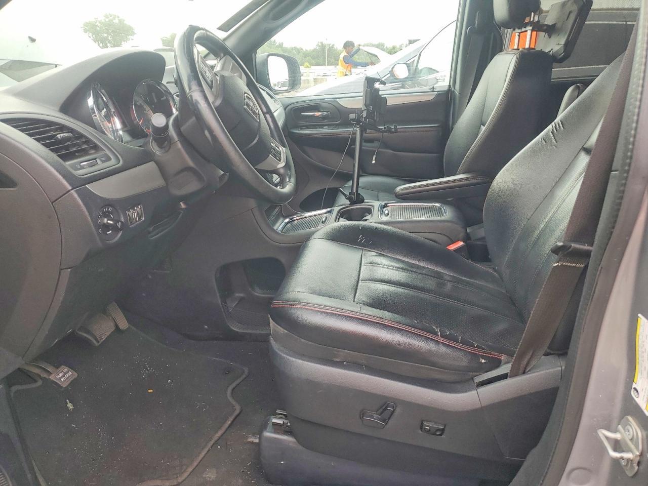 2019 DODGE GRAND CARAVAN GT — Фото 7 из 13