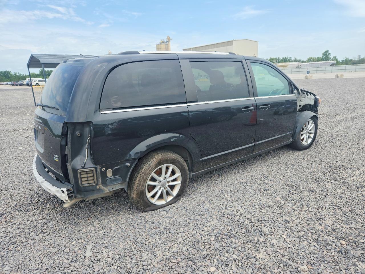 2019 DODGE GRAND CARAVAN SXT — Фото 3 из 11