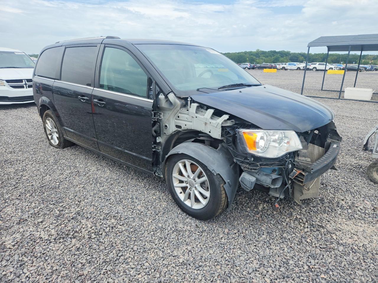 2019 DODGE GRAND CARAVAN SXT — Фото 4 из 11