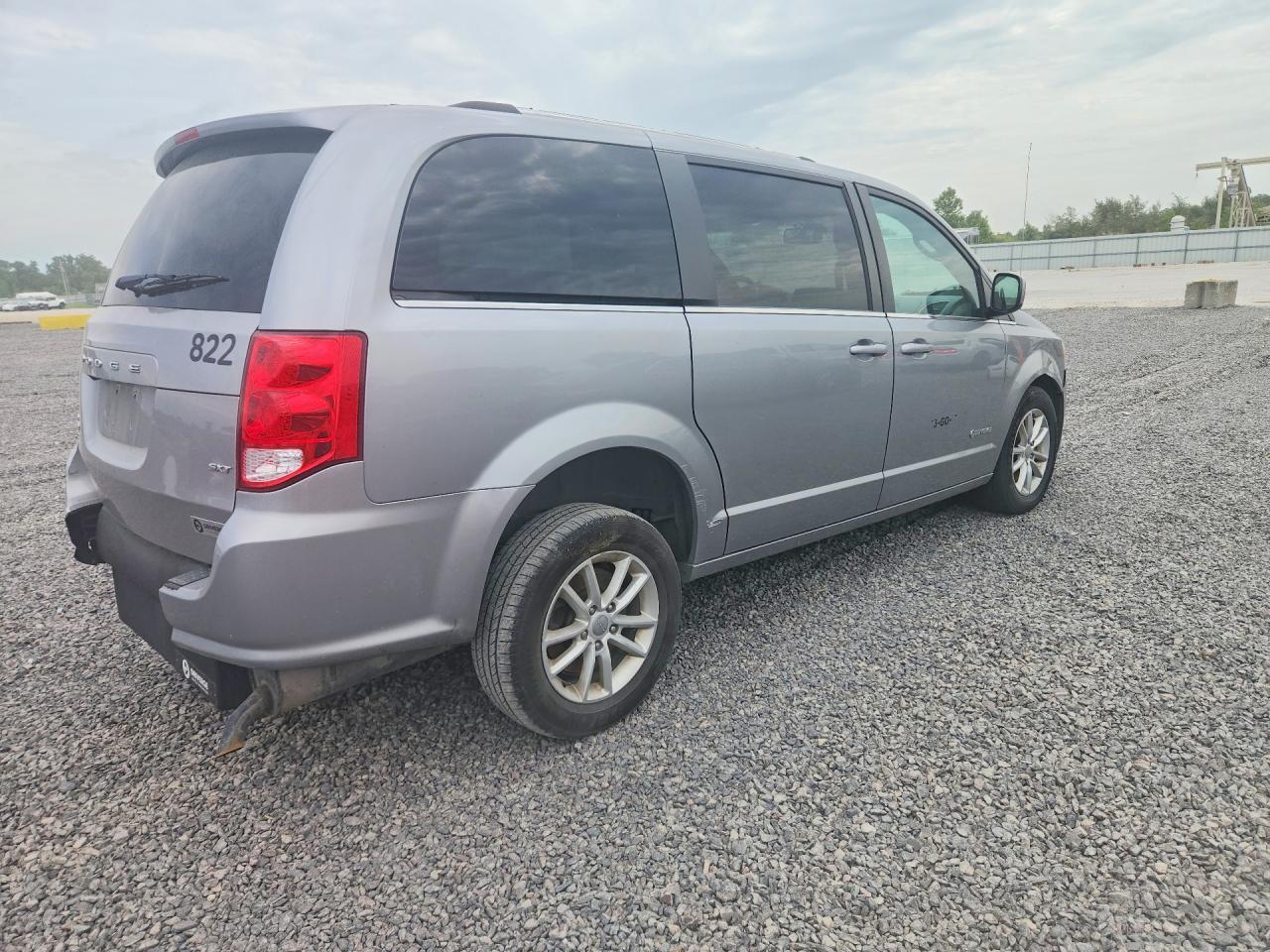 2019 DODGE GRAND CARAVAN SXT — Фото 3 из 13