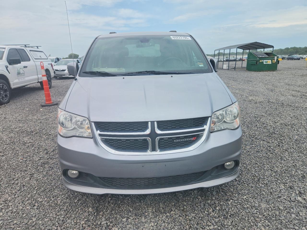 2019 DODGE GRAND CARAVAN SXT — Фото 5 из 13