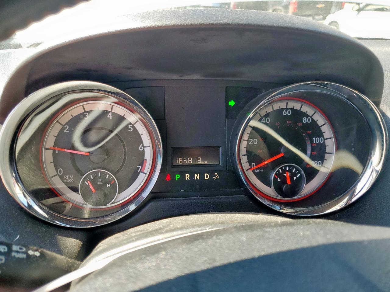 2019 DODGE GRAND CARAVAN SXT — Фото 9 из 14