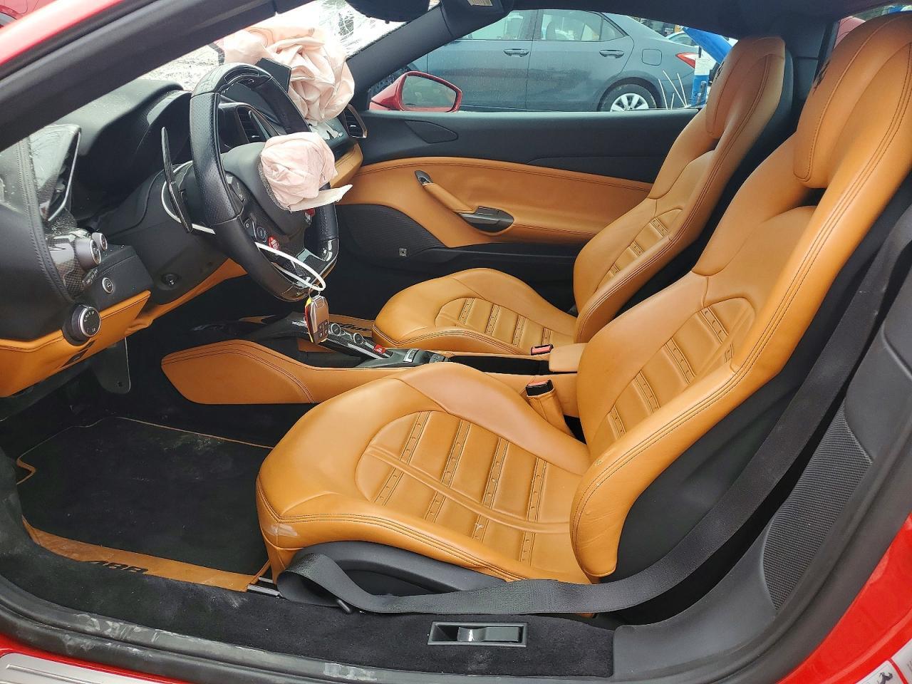 2019 FERRARI 488 SPIDER — Фото 7 из 13