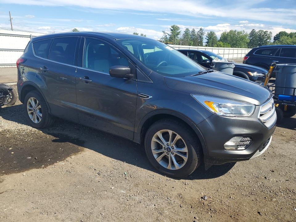 2019 FORD ESCAPE SE — Фото 4 из 13
