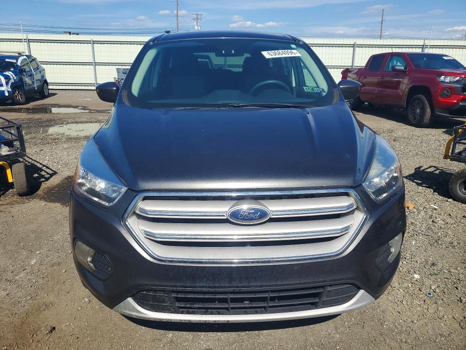 2019 FORD ESCAPE SE — Фото 5 из 13