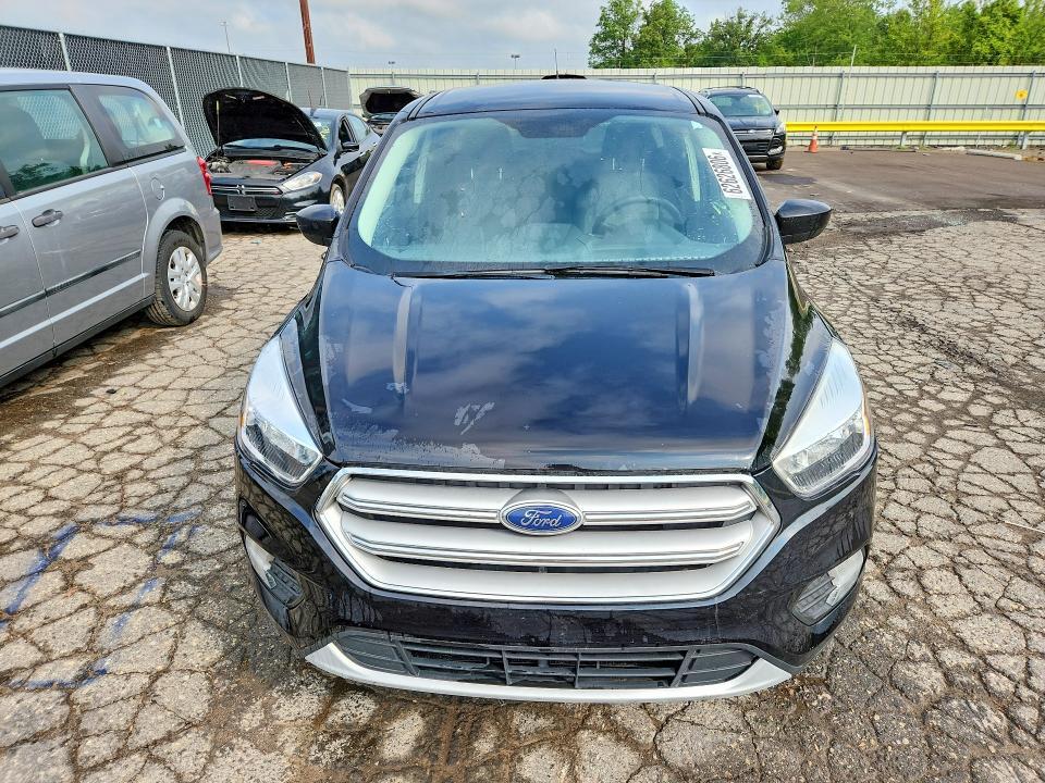 2019 FORD ESCAPE SE — Фото 5 из 13