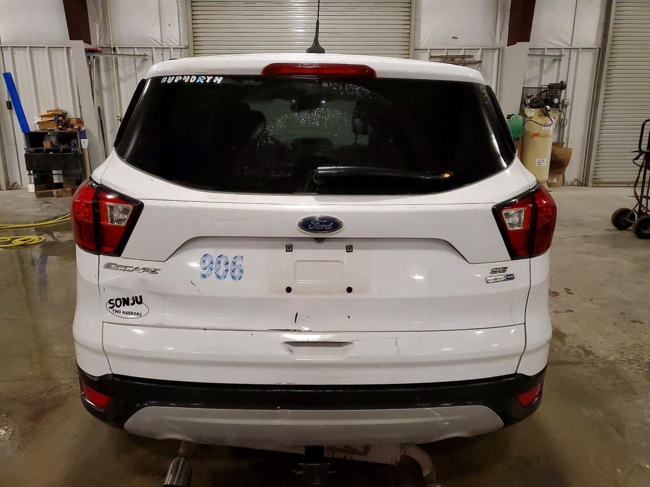 2019 FORD ESCAPE SE — Фото 6 из 13