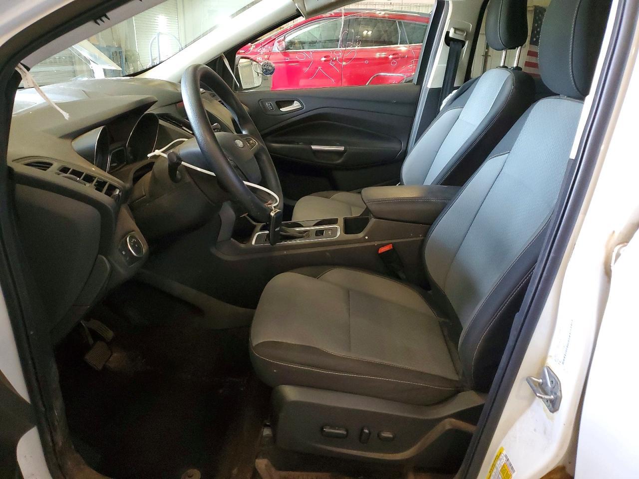 2019 FORD ESCAPE SE — Фото 7 из 13