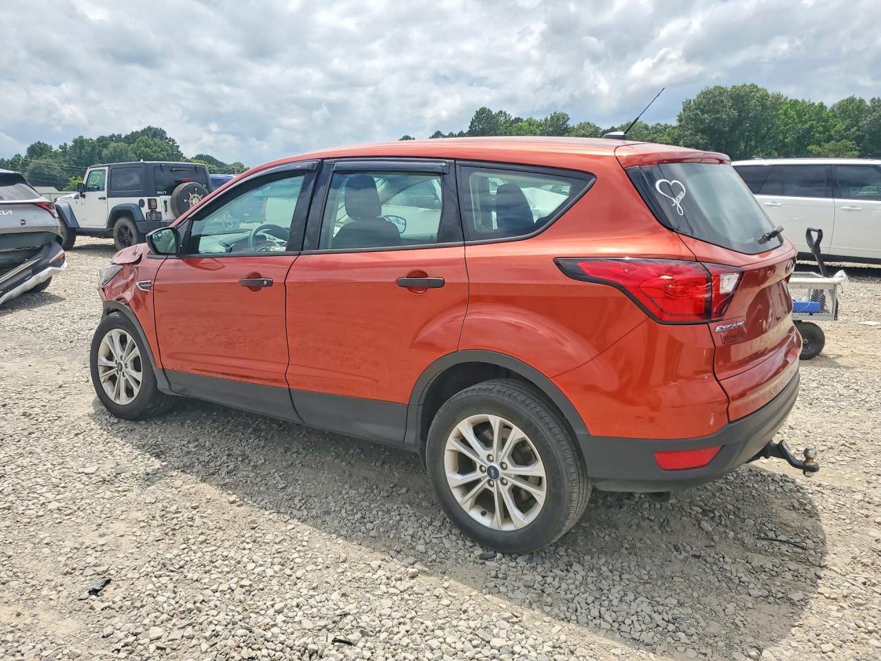 2019 FORD ESCAPE S — Фото 2 из 12