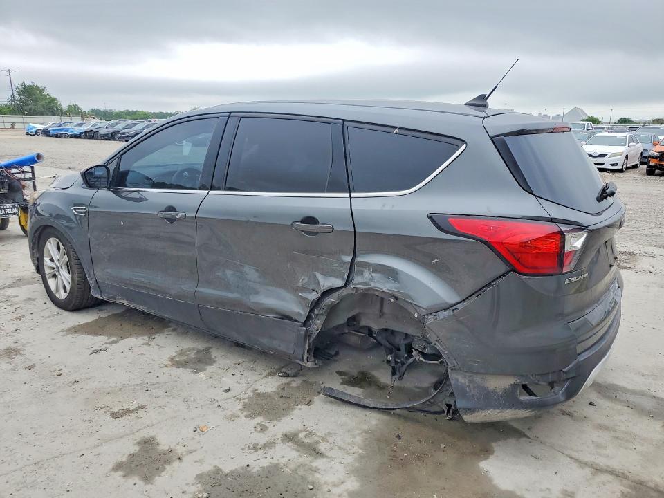 2019 FORD ESCAPE SE — Фото 2 из 12