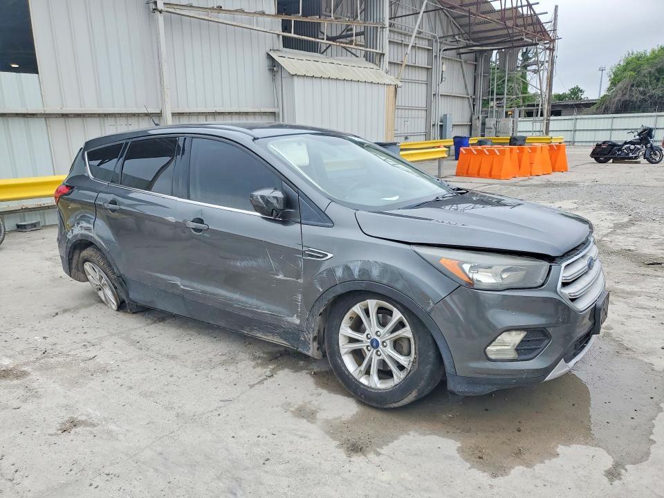 2019 FORD ESCAPE SE — Фото 4 из 12