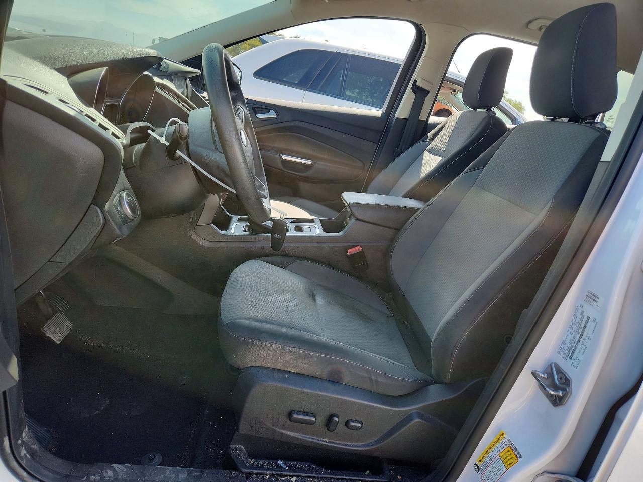 2019 FORD ESCAPE SE — Фото 7 из 12
