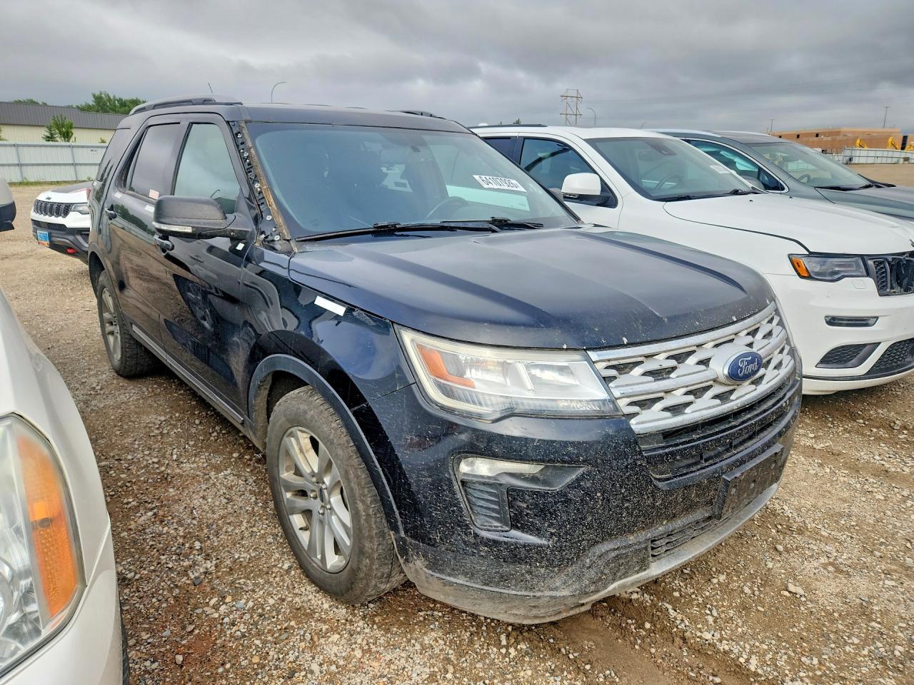 2019 FORD EXPLORER XLT — Фото 4 из 12