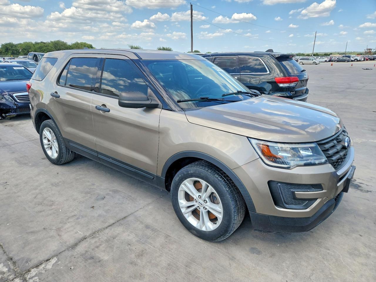 2019 FORD EXPLORER POLICE INTERCEPTOR — Фото 4 из 12