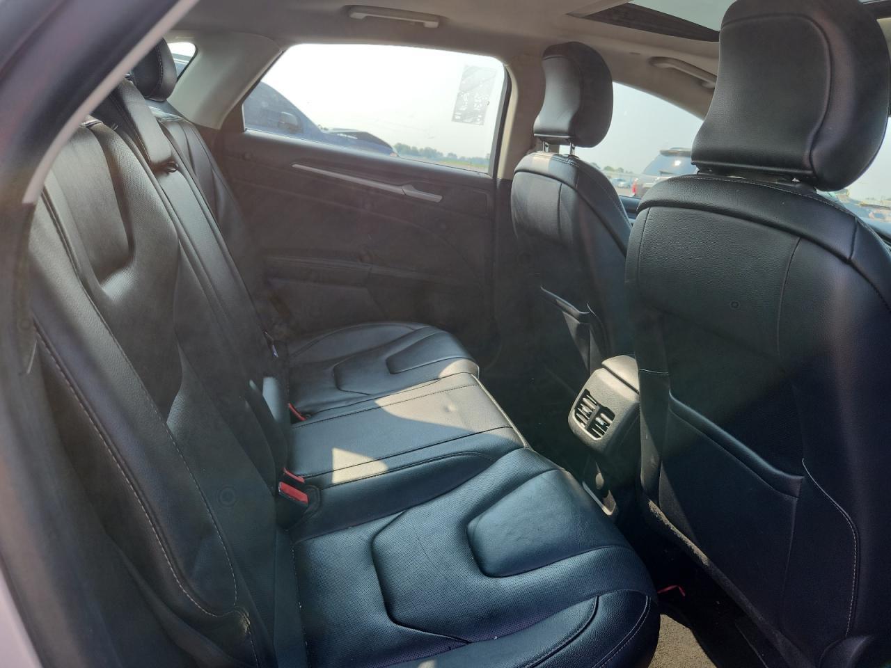 2019 FORD FUSION TITANIUM HEV — Фото 10 из 12