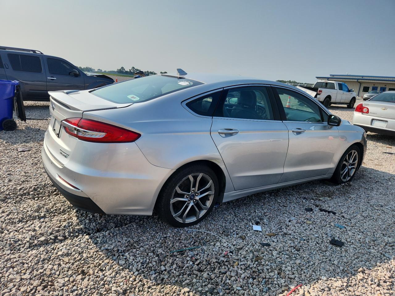 2019 FORD FUSION TITANIUM HEV — Фото 3 из 12