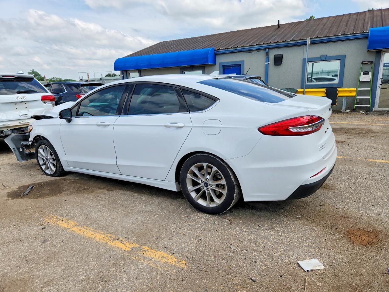 2019 FORD FUSION SE — Фото 2 из 12