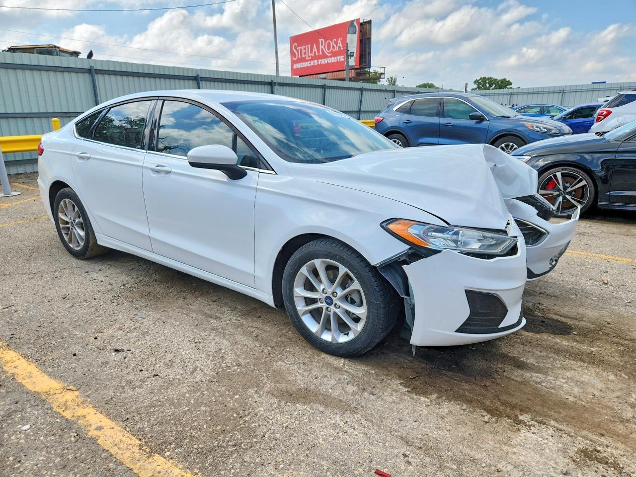 2019 FORD FUSION SE — Фото 4 из 12