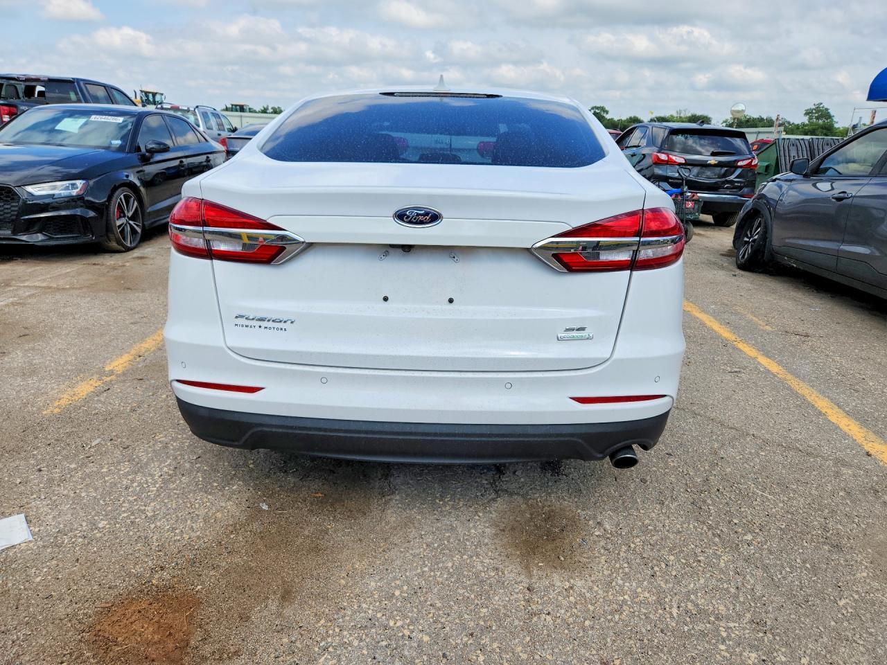 2019 FORD FUSION SE — Фото 6 из 12