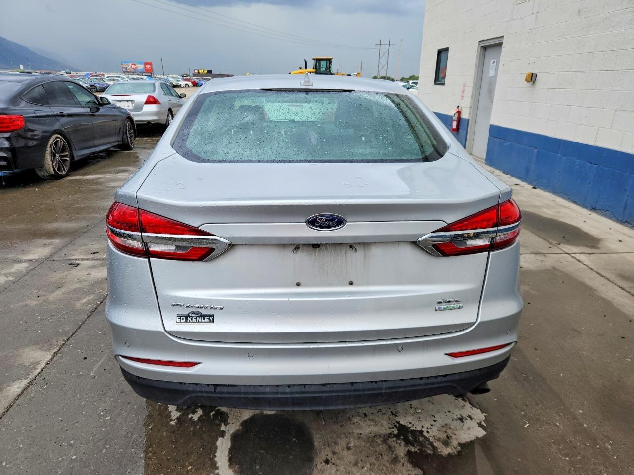 2019 FORD FUSION SEL — Фото 6 из 12