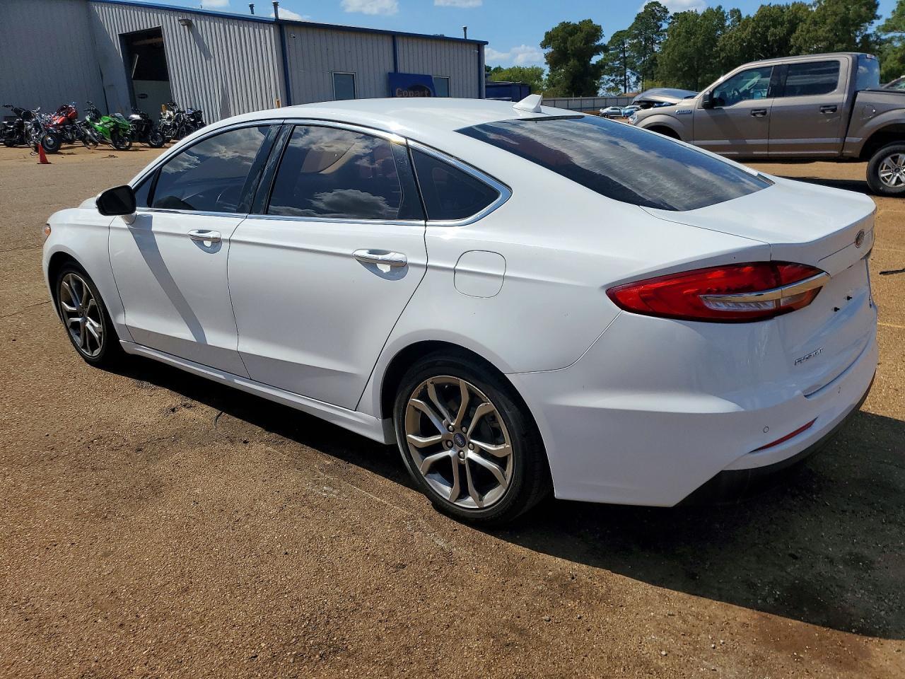 2019 FORD FUSION SEL — Фото 2 из 12