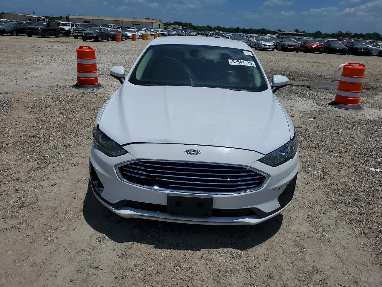 2019 FORD FUSION SE — Фото 5 из 12
