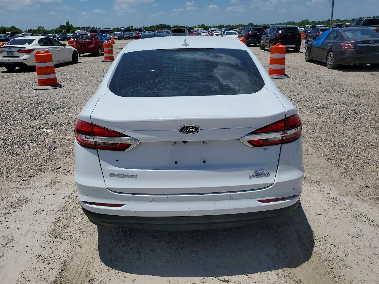 2019 FORD FUSION SE — Фото 6 из 12
