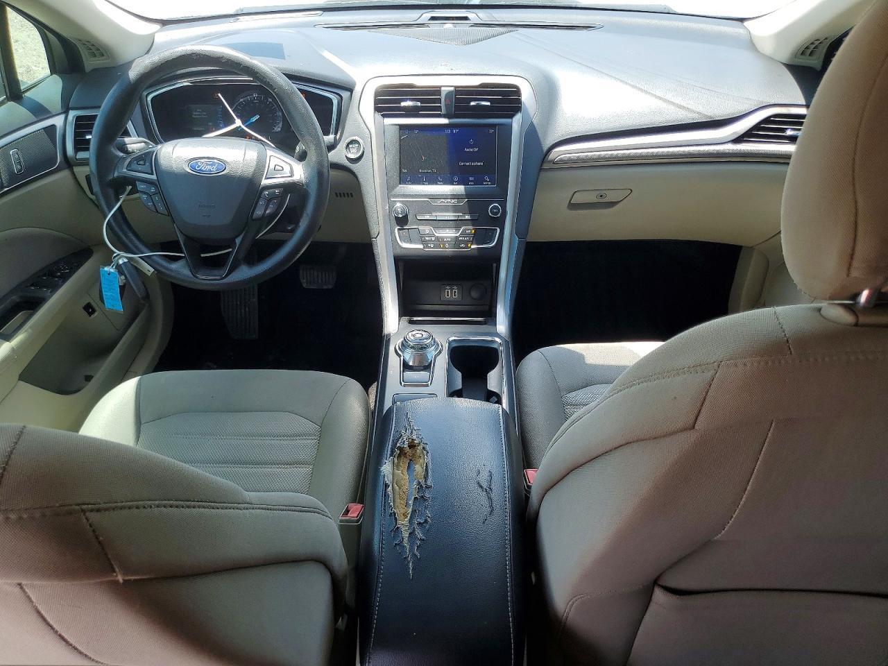 2019 FORD FUSION SE — Фото 8 из 12