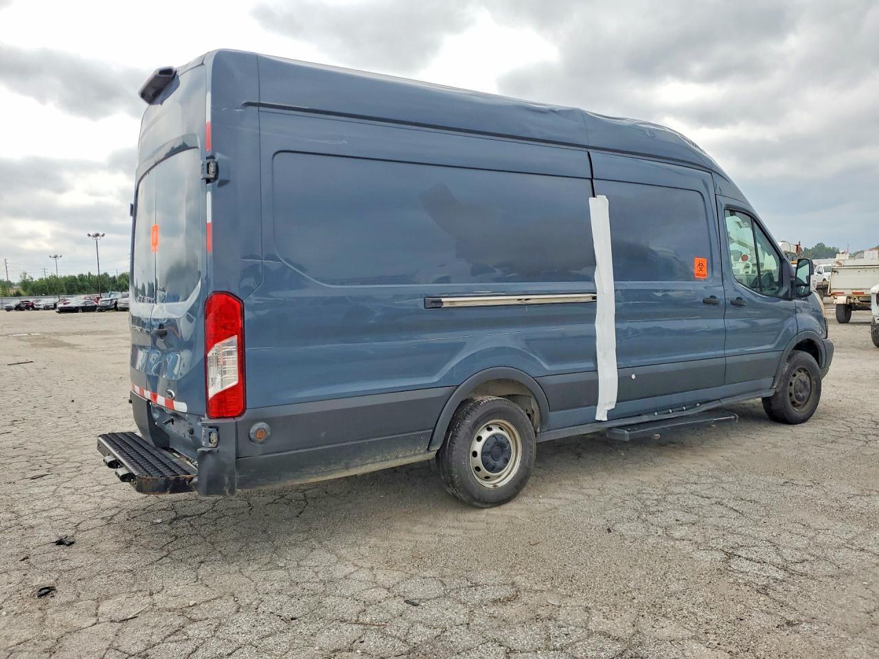 2019 FORD TRANSIT 250 DELIVERY VAN — Фото 3 из 13