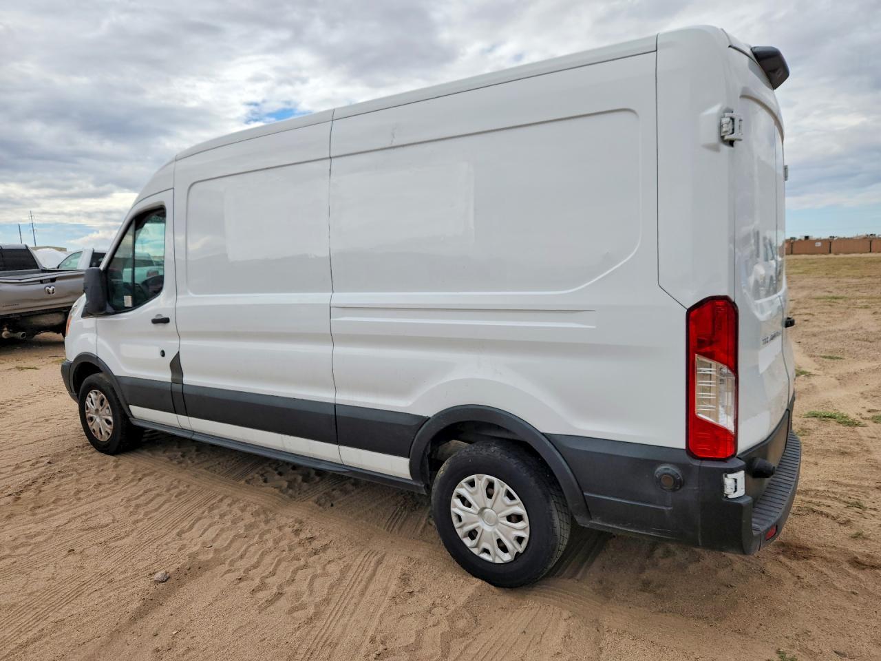 2019 FORD TRANSIT T-150 — Фото 2 из 13