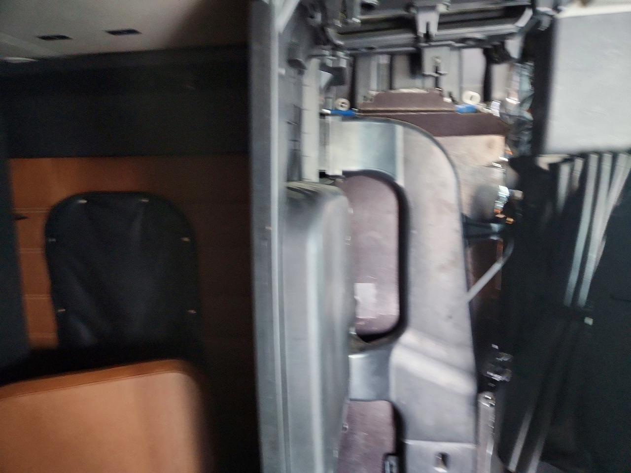 2019 FREIGHTLINER CASCADIA 126 SEMI TRUCK — Фото 6 из 10