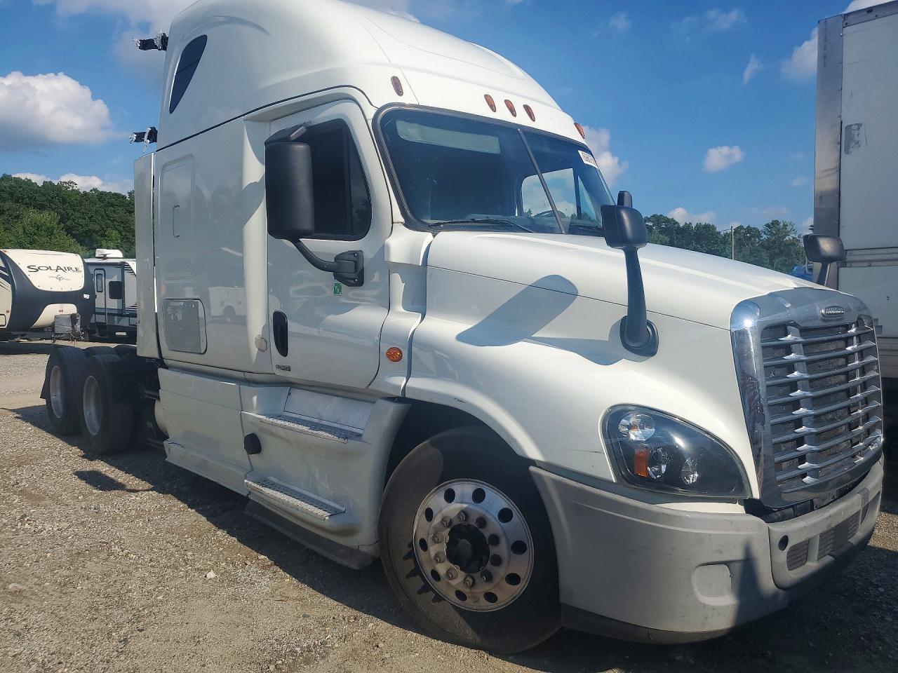 2019 FREIGHTLINER CASCADIA 125 SEMI TRUCK — Фото 4 из 14