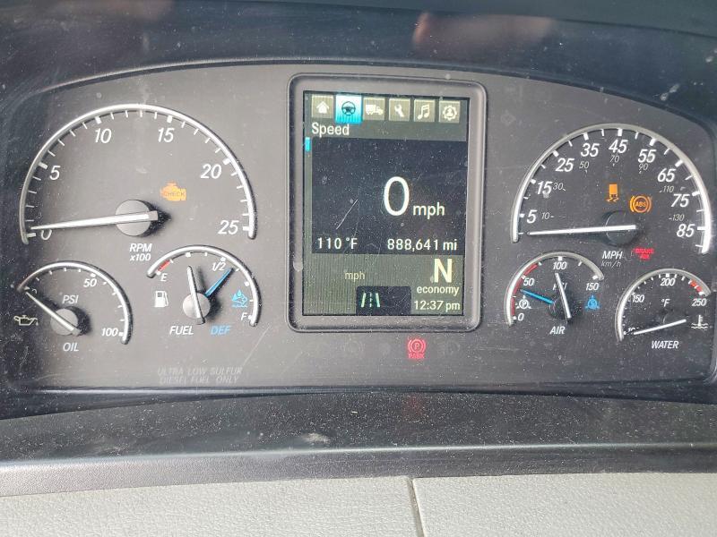2019 FREIGHTLINER CASCADIA 126 SEMI TRUCK — Фото 9 из 13