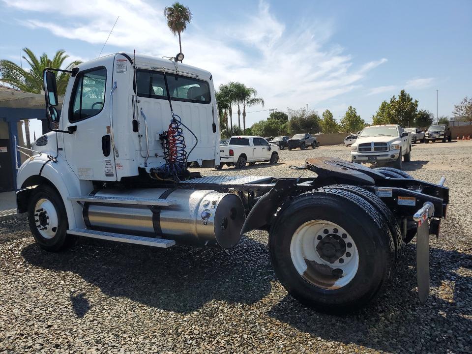 2019 FREIGHTLINER BUSINESS CLASS M2 SEMI TRUCK — Фото 2 из 12