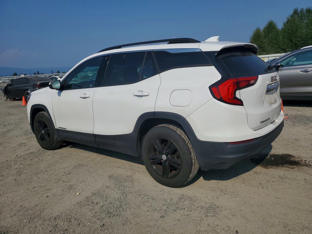 2019 GMC TERRAIN SLE — Фото 2 из 13