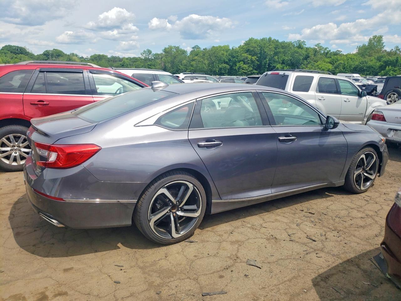 2019 HONDA ACCORD TOURING — Фото 3 из 12