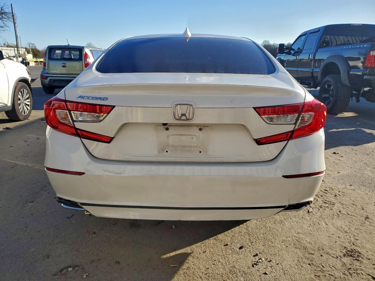 2019 HONDA ACCORD EX — Фото 6 из 12