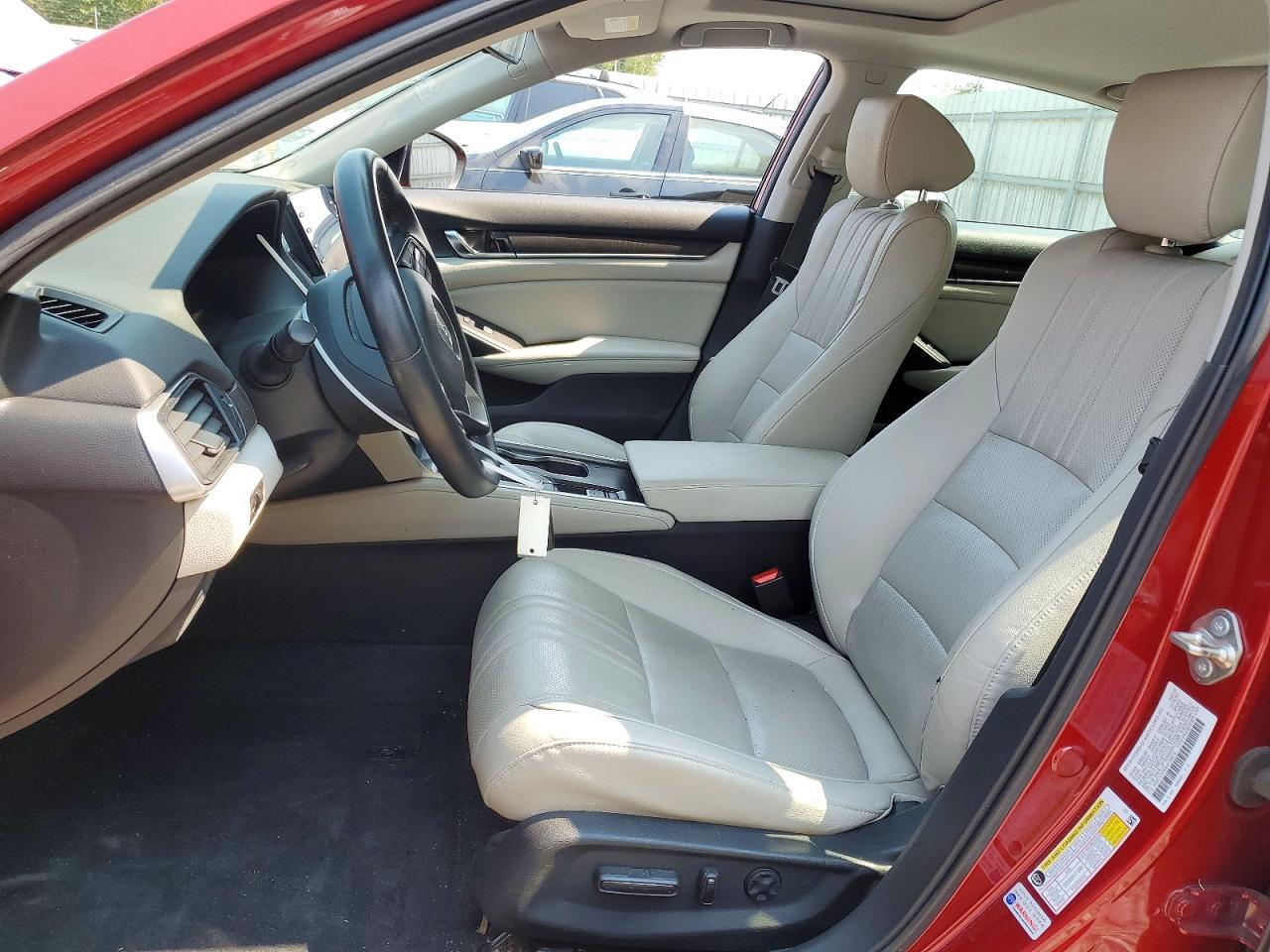 2019 HONDA ACCORD EXL — Фото 7 из 12