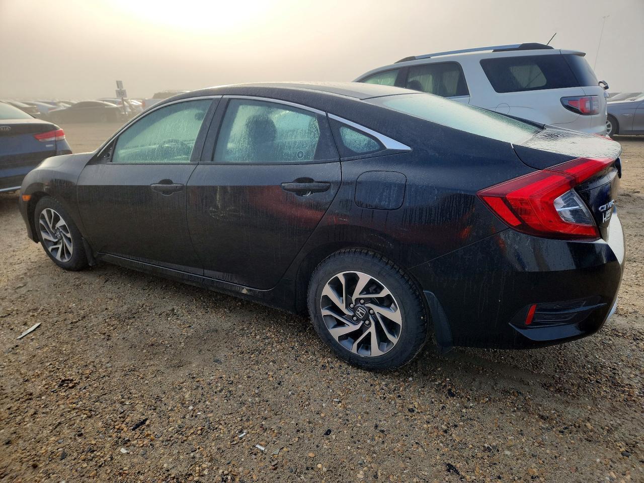 2HGFC2F72KH000406 2019 HONDA CIVIC photo no. 2