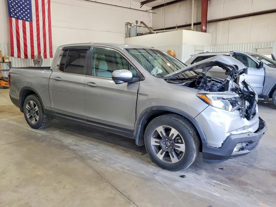 2019 HONDA RIDGELINE RTL — Фото 4 из 14