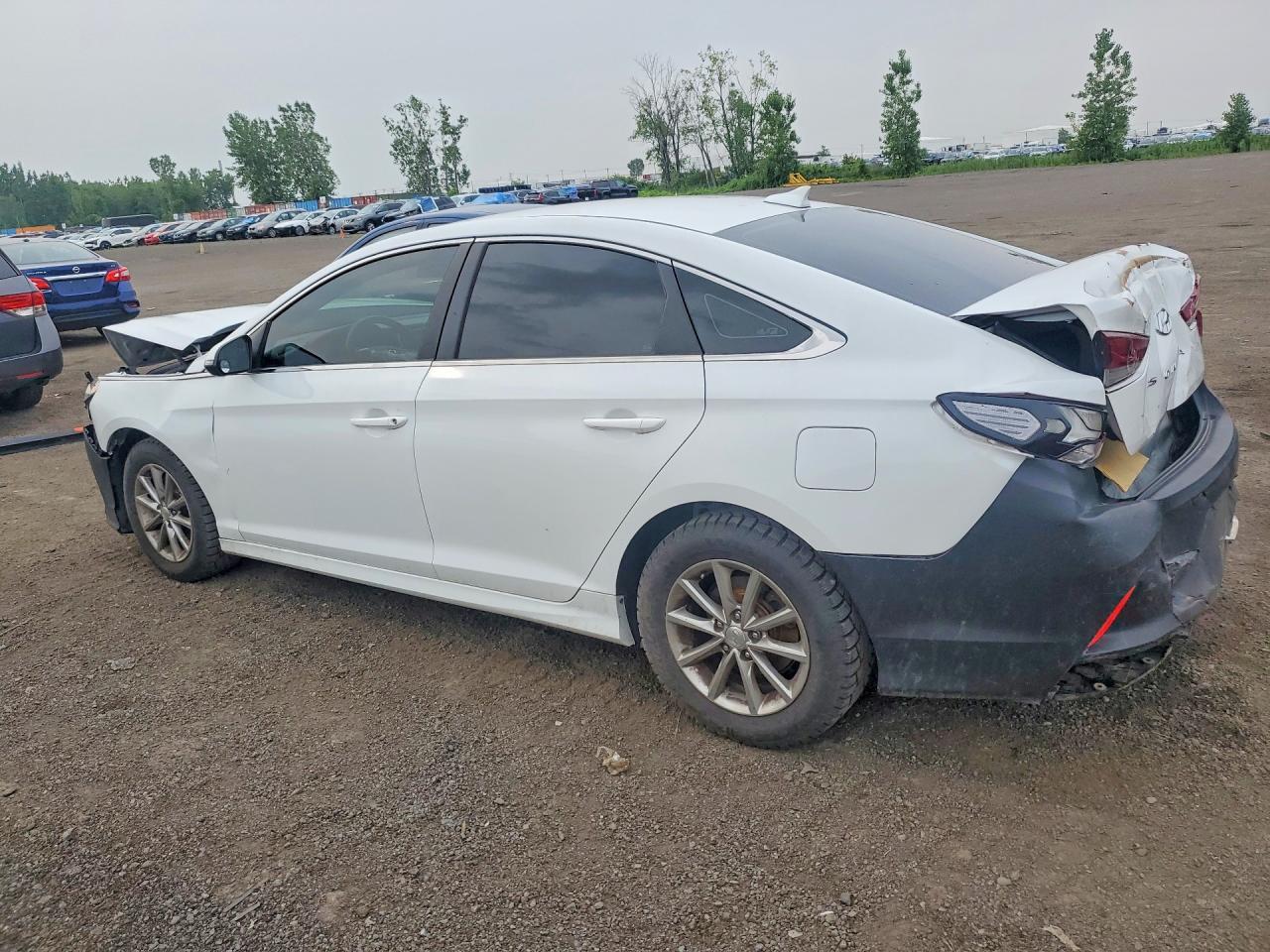2019 HYUNDAI SONATA SE — Фото 2 из 12