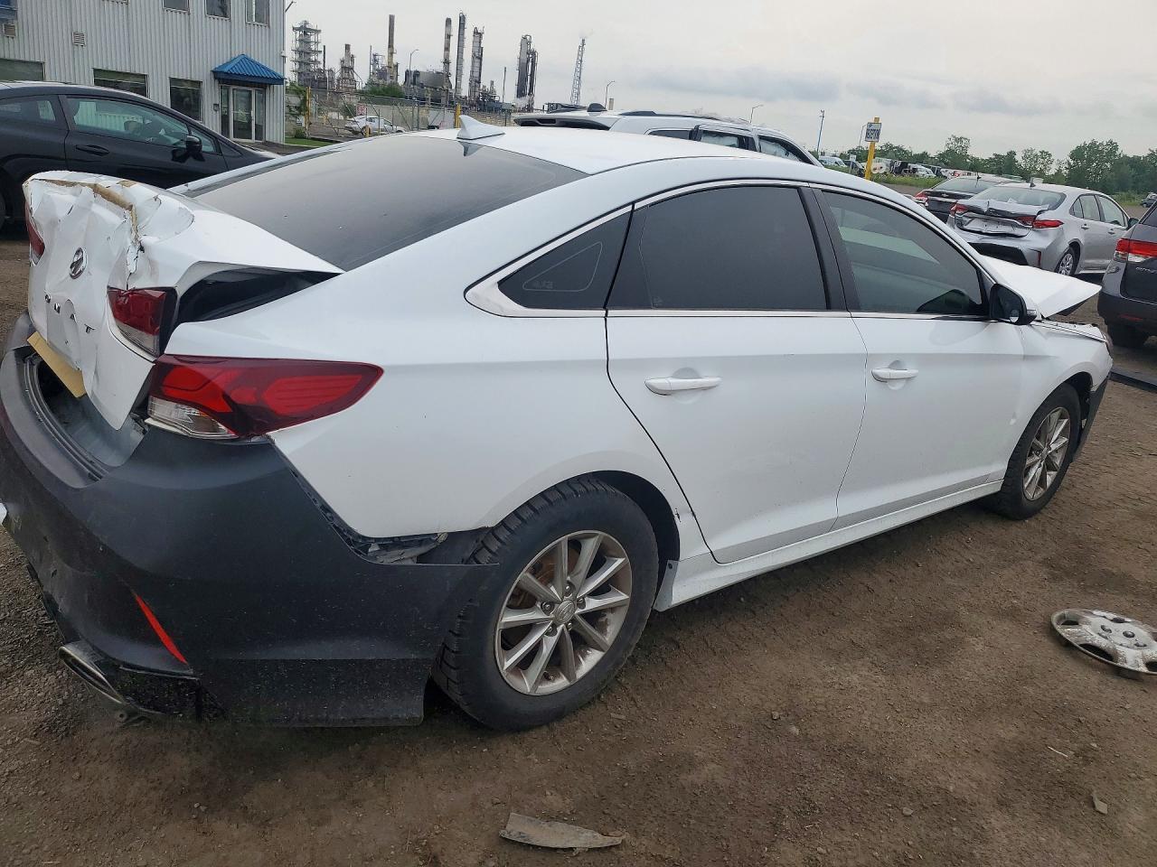 2019 HYUNDAI SONATA SE — Фото 3 из 12