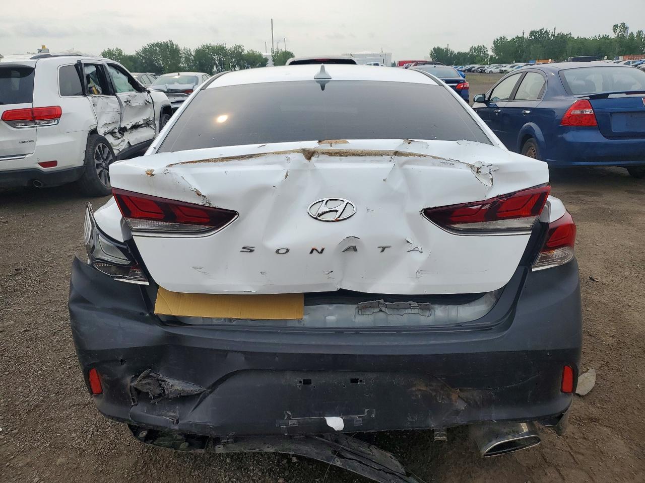 2019 HYUNDAI SONATA SE — Фото 6 из 12