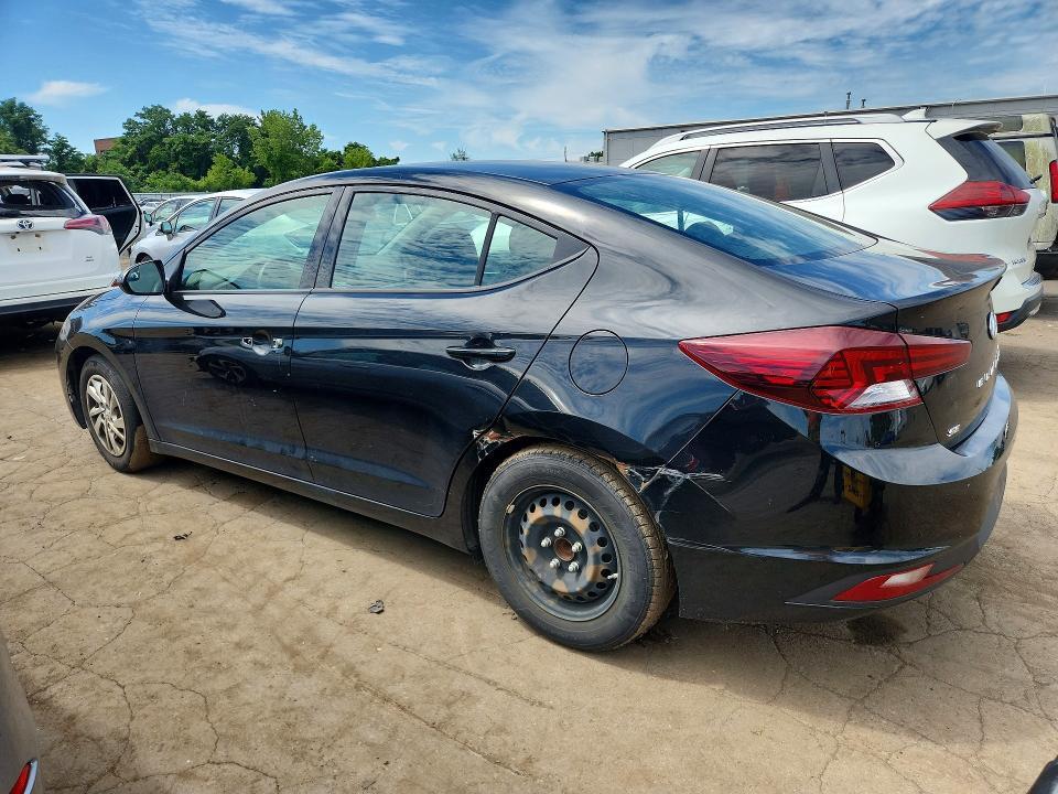 2019 HYUNDAI ELANTRA SE — Фото 2 из 12