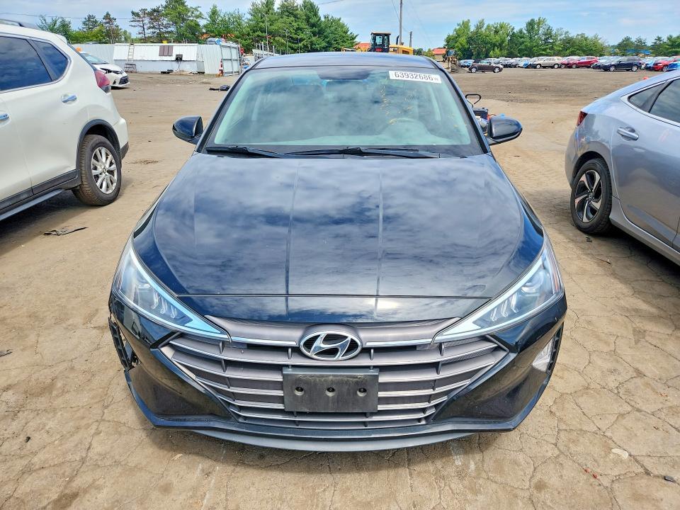 2019 HYUNDAI ELANTRA SE — Фото 5 из 12