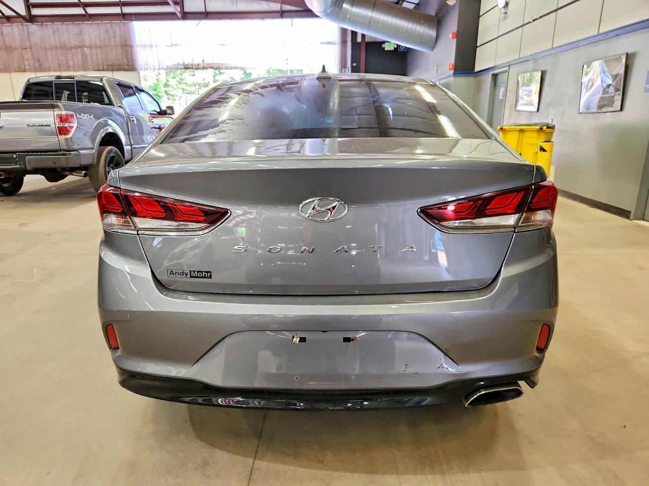 2019 HYUNDAI SONATA SEL — Фото 6 из 12