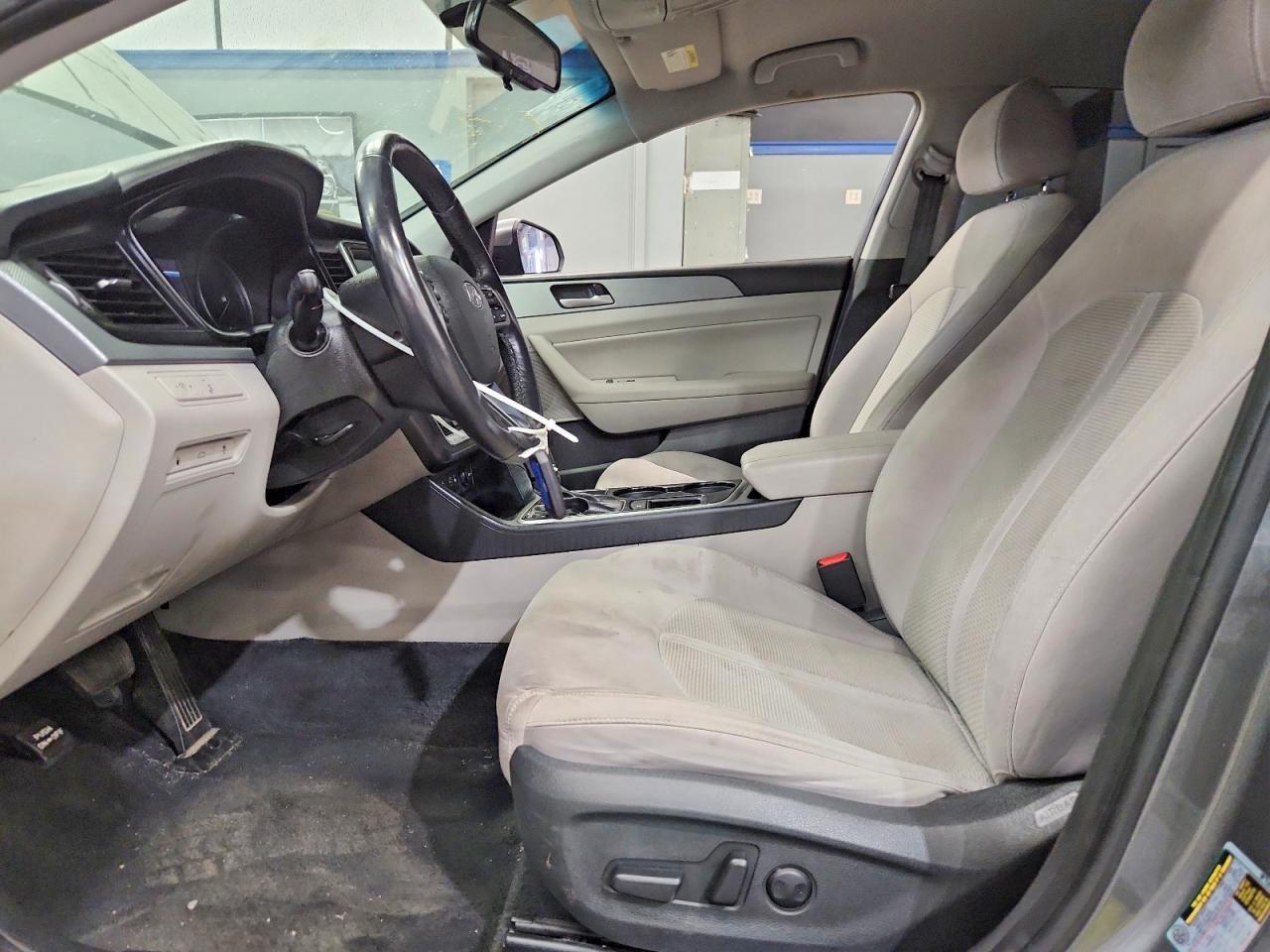 2019 HYUNDAI SONATA SEL — Фото 7 из 12