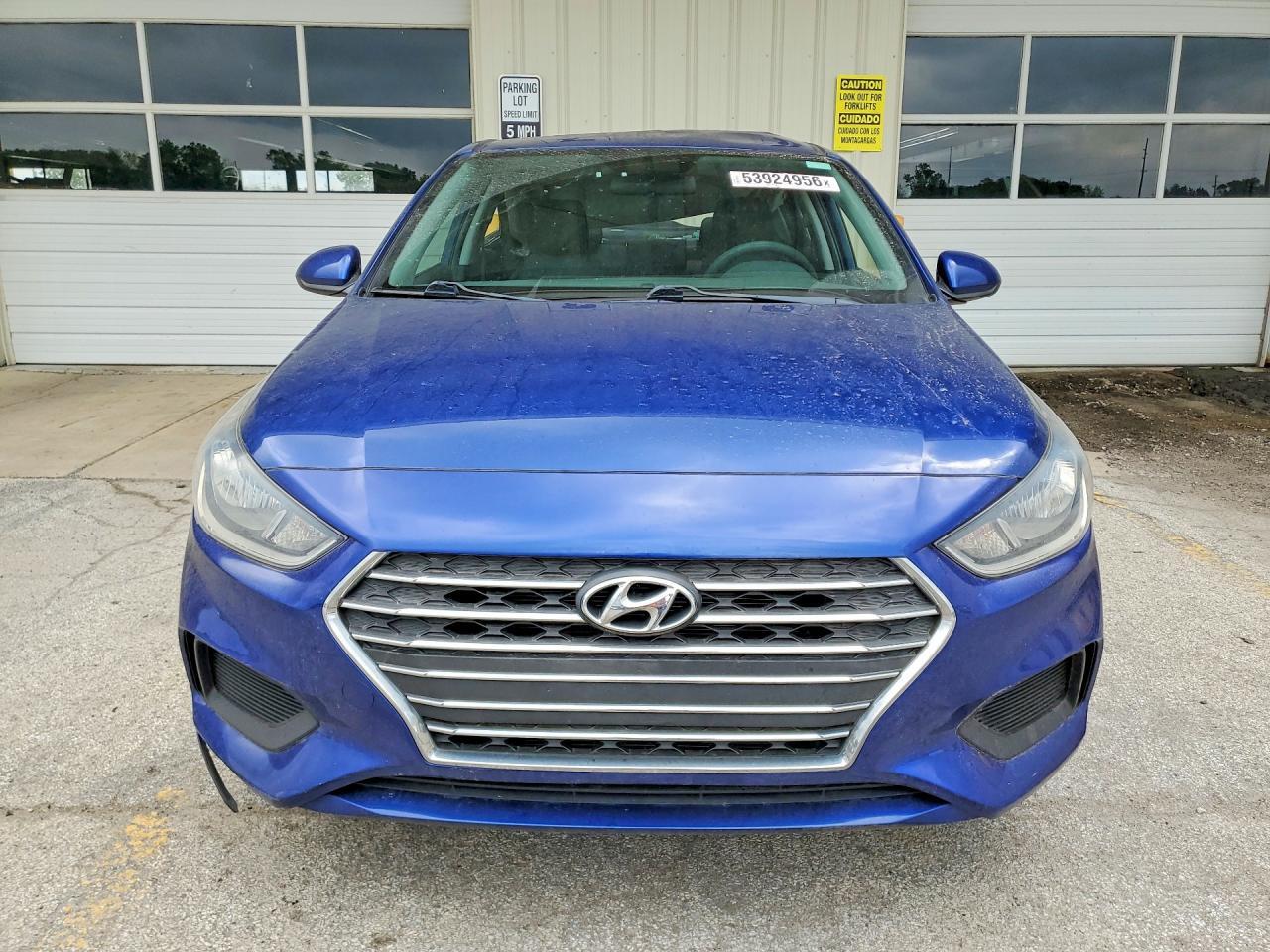 2019 HYUNDAI ACCENT — Фото 5 из 12