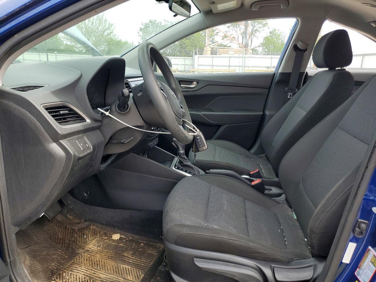 2019 HYUNDAI ACCENT — Фото 7 из 12