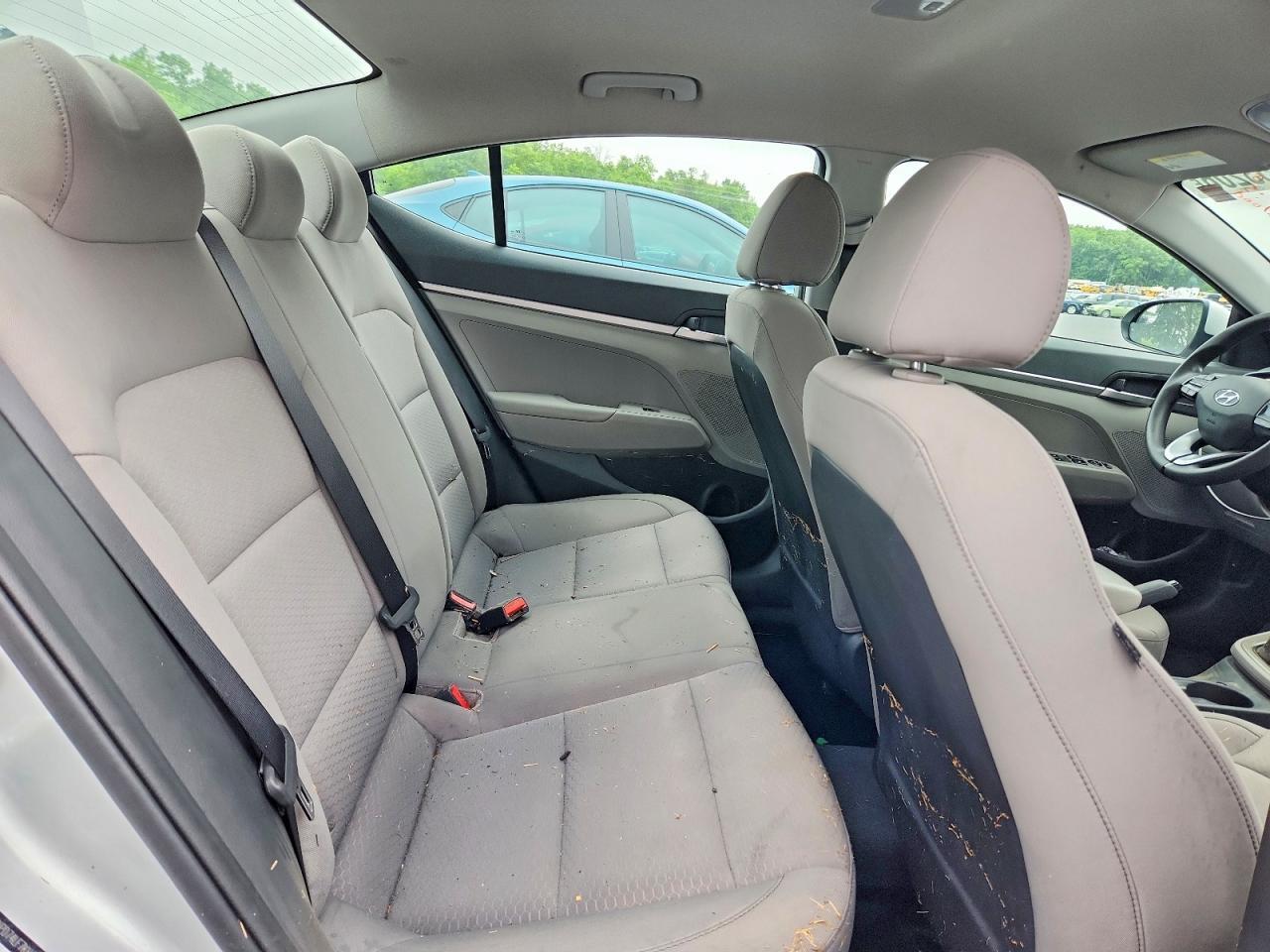 2019 HYUNDAI ELANTRA SE — Фото 10 из 12